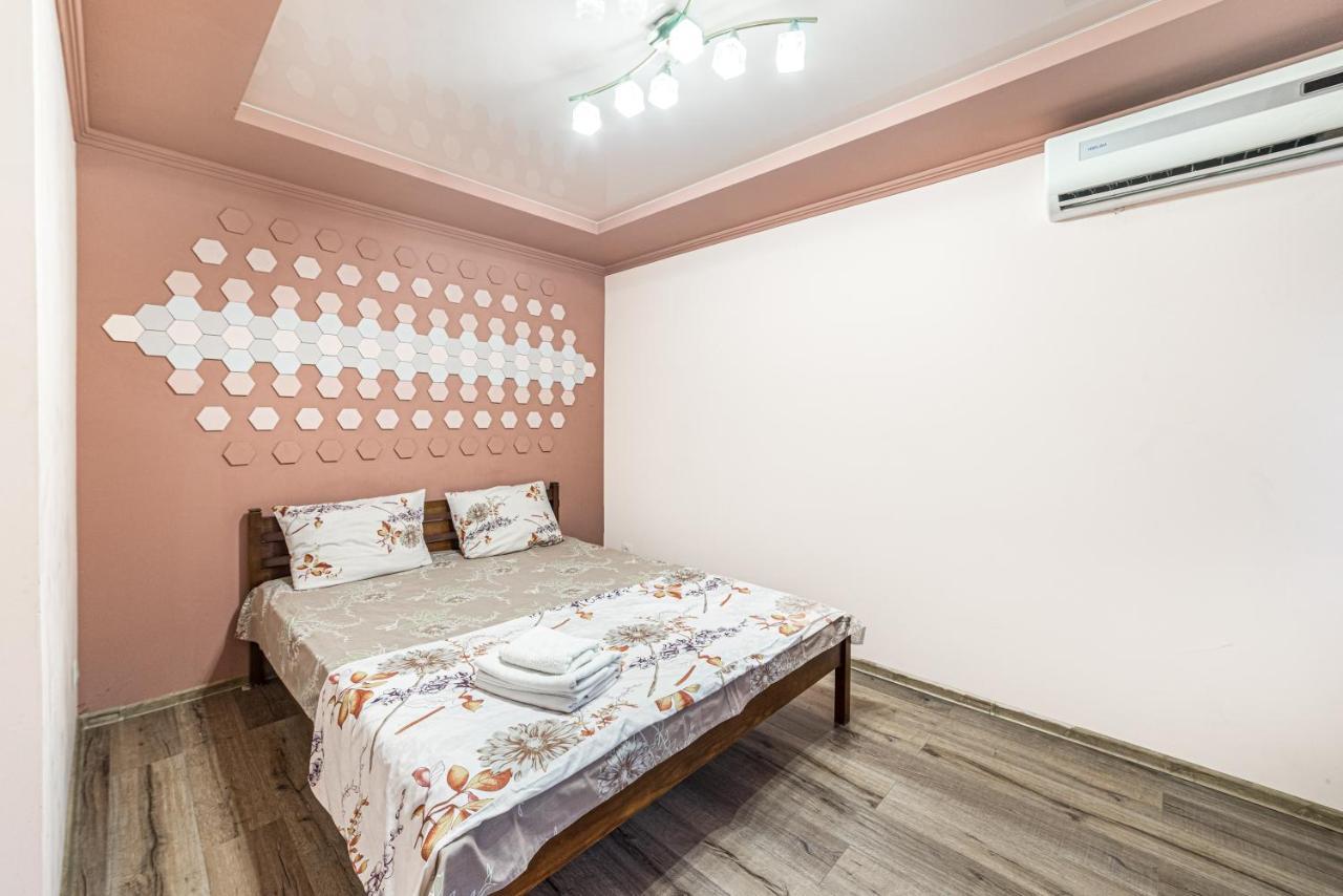 Rest Time Apartments Odessa Extérieur photo