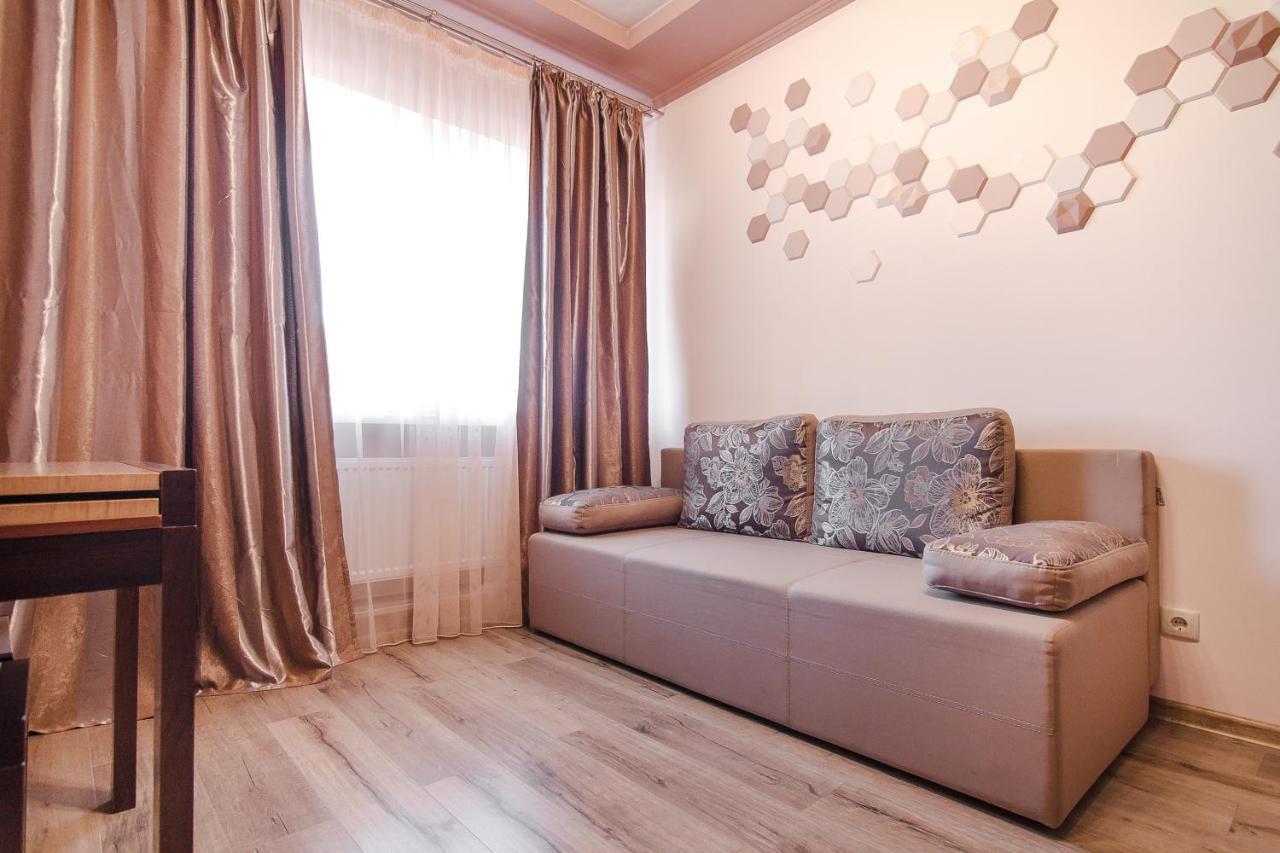 Rest Time Apartments Odessa Extérieur photo
