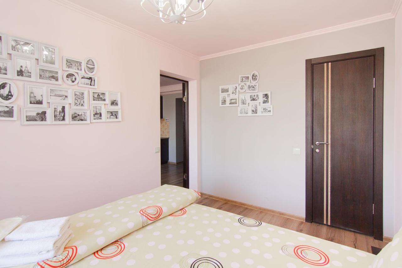 Rest Time Apartments Odessa Extérieur photo