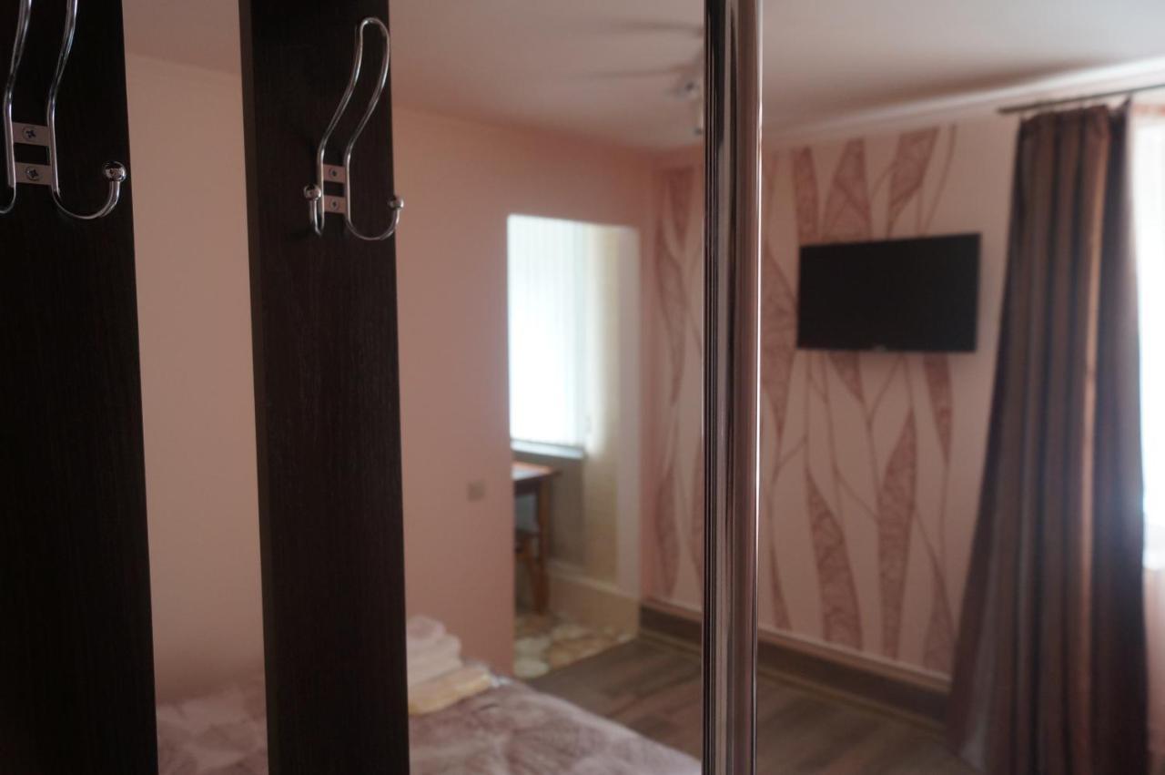 Rest Time Apartments Odessa Extérieur photo