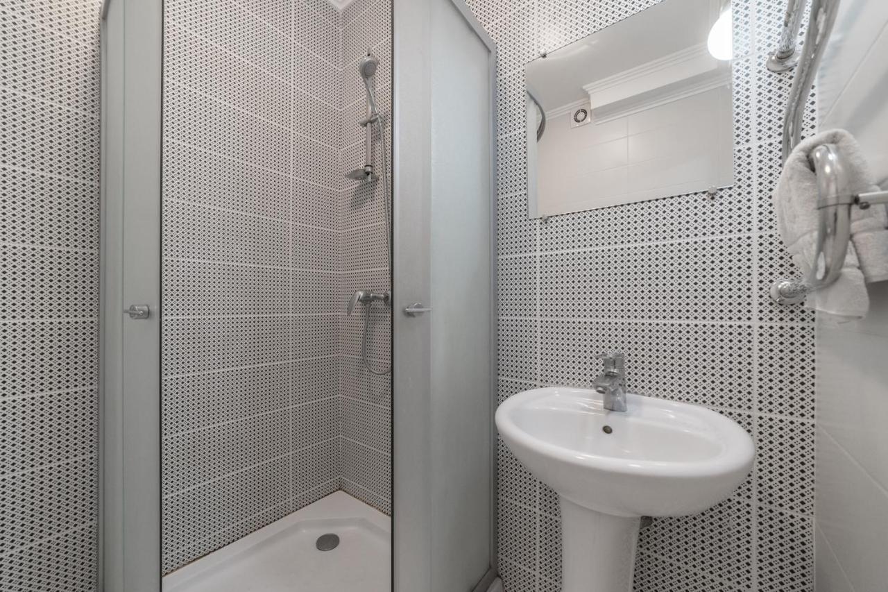 Rest Time Apartments Odessa Extérieur photo